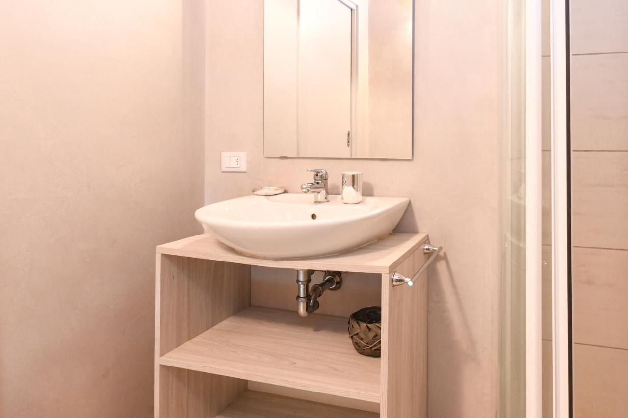 Al Ponte Appartement Salò Buitenkant foto